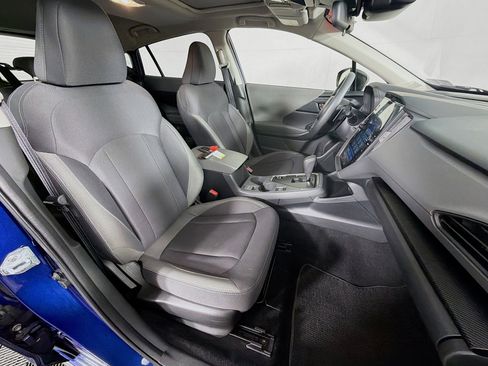 Used 2025 Subaru Crosstrek 2.0i Premium image 28
