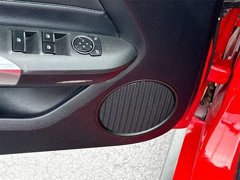 Used 2019 Ford Mustang Convertible image 19