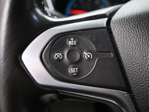 Used 2020 Chevrolet Traverse LT image 26