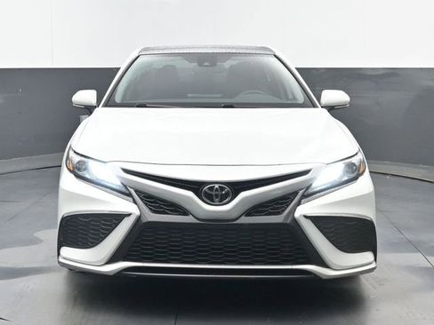 Used 2021 Toyota Camry XSE FWD image 5