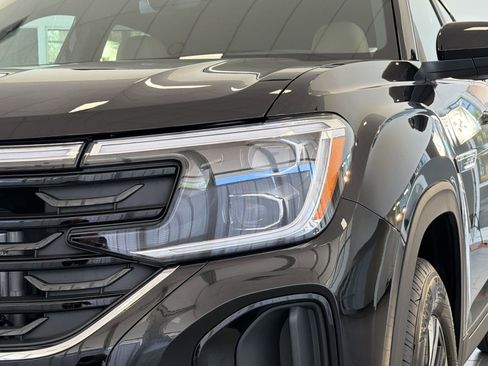 New 2026 Volkswagen Atlas Cross Sport SE AWD/4WD image 11