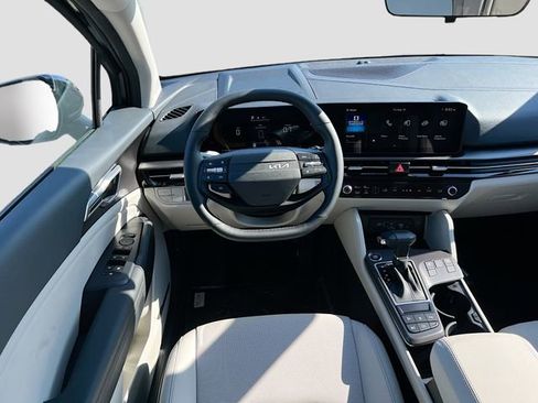 New 2026 Kia Sportage EX image 21