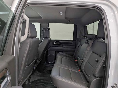 Used 2025 GMC Sierra 3500 SLT image 22