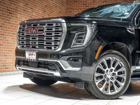 Used 2025 GMC Yukon Denali image 3