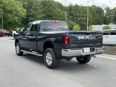 Used 2026 RAM 2500 Big Horn AWD/4WD image 7