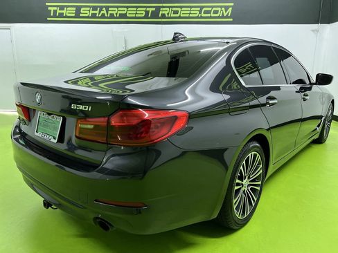 Used 2017 BMW 530i RWD image 10