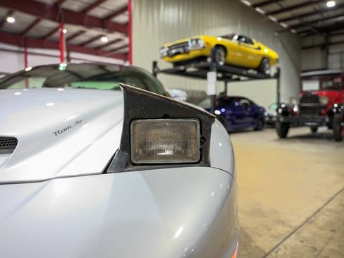 Used 1996 Pontiac Firebird Formula image 33