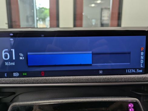 Used 2024 Ford Mustang Mach-E Premium image 16