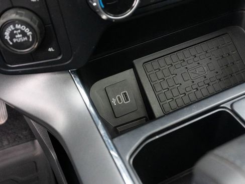 Used 2025 Ford F150 XLT w/ Equipment Group 303A High AWD/4WD image 29