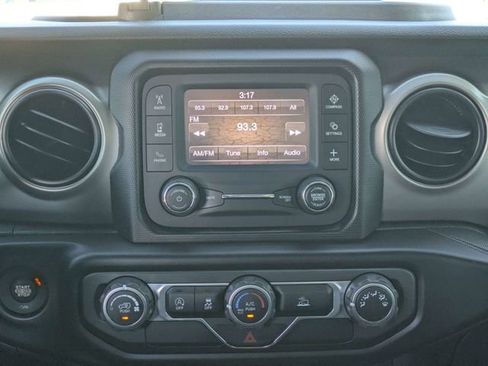 Used 2021 Jeep Gladiator Sport w/ Trailer Tow Package image 17