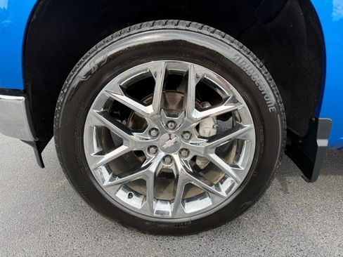 Used 2022 Chevrolet Silverado 1500 LTZ AWD/4WD image 37