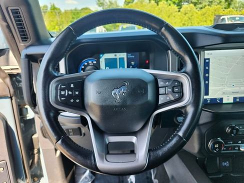 Certified 2021 Ford Bronco Outer Banks w/ Sasquatch Package AWD/4WD image 27