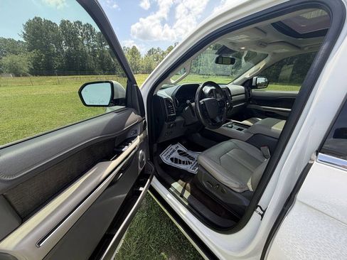 Used 2018 Ford Expedition Max Limited w/ Equipment Group 301A RWD image 14