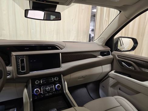 Used 2023 GMC Yukon Denali image 36