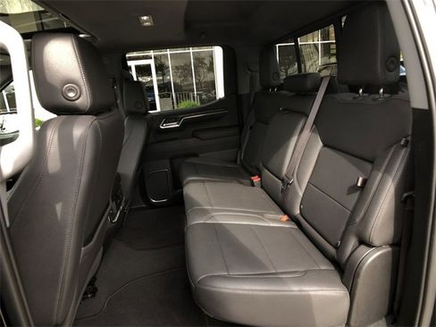 Certified 2023 GMC Sierra 1500 SLT w/ SLT Premium Package image 31