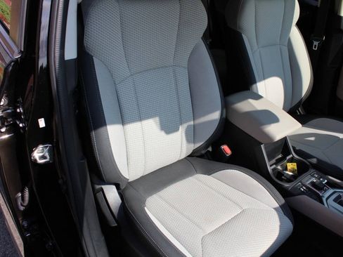 Used 2020 Subaru Forester Premium AWD/4WD image 17