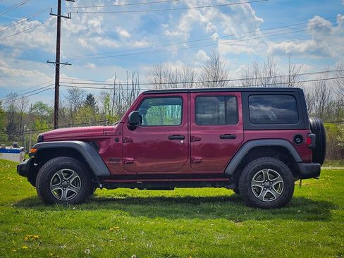 Certified 2021 Jeep Wrangler Unlimited Sport AWD/4WD image 6