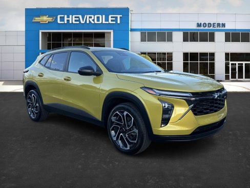 Certified 2024 Chevrolet Trax RS w/ Sunroof Package image 6