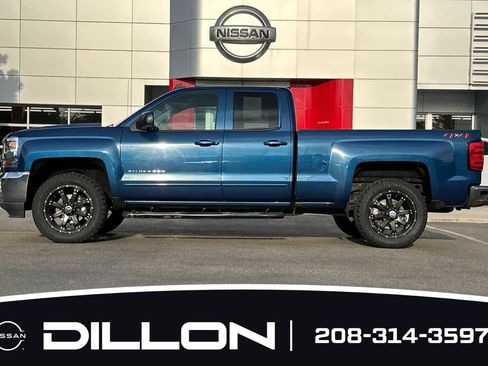 Used 2018 Chevrolet Silverado 1500 LT w/ All Star Edition AWD/4WD image 7