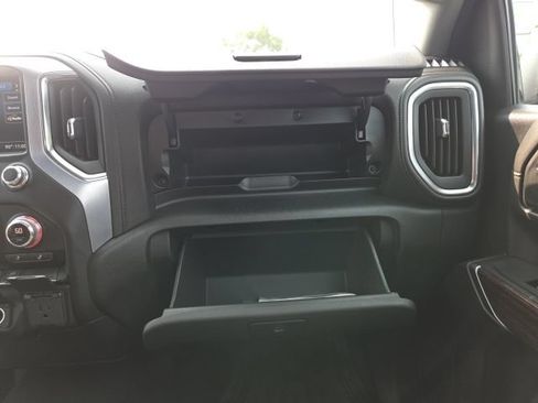 Used 2019 GMC Sierra 1500 SLE w/ Preferred Package AWD/4WD image 34