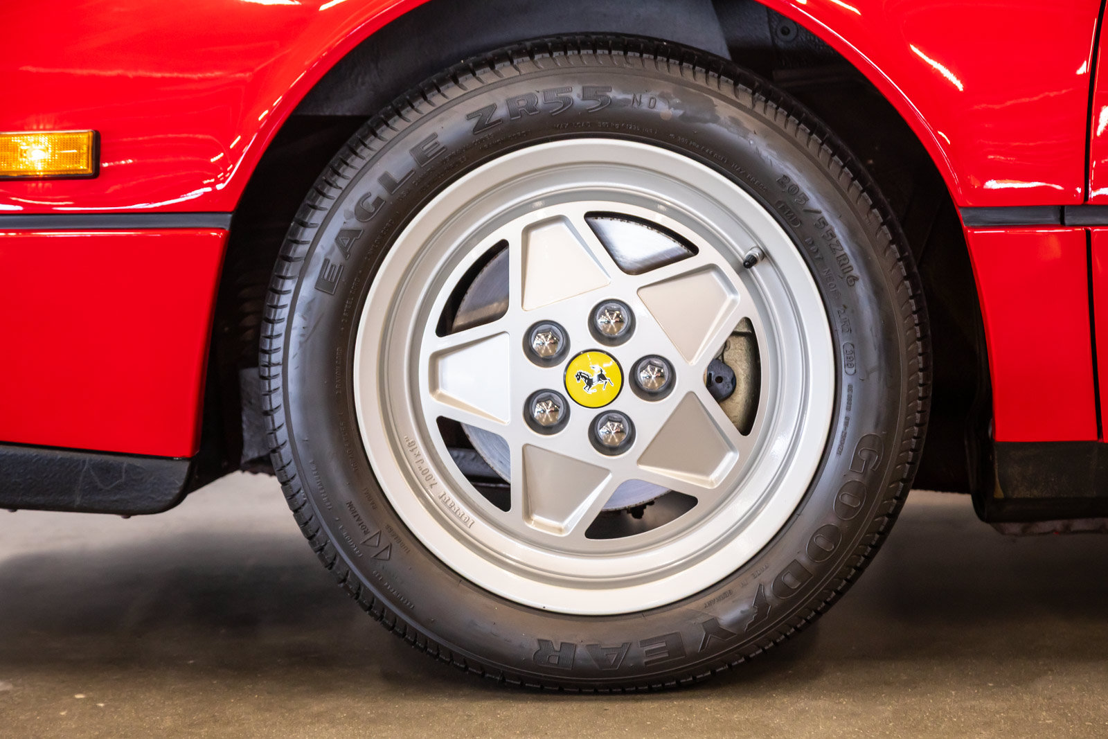 Used 1989 Ferrari 328 GTS RWD image 19