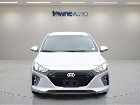 Used 2019 Hyundai Ioniq Plug-In Hybrid FWD image 5