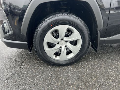 Used 2023 Toyota RAV4 LE image 12