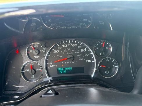 Used 2024 GMC Savana 2500 w/ Driver Convenience Package RWD image 41