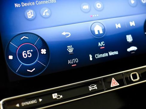 Certified 2025 Mercedes-Benz C 300 Sedan image 32