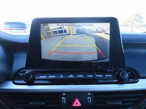 Used 2020 Kia Forte LXS image 24