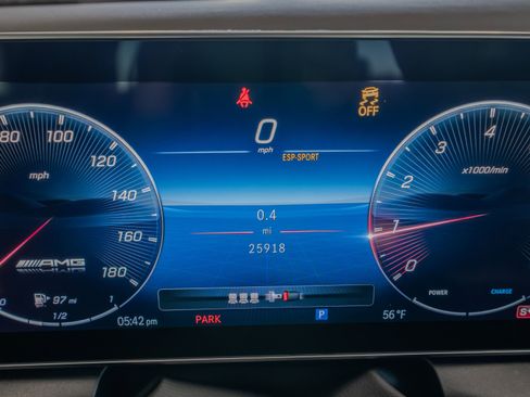 Certified 2024 Mercedes-Benz GLC 43 AMG 4MATIC image 10