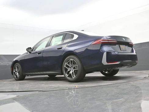 New 2026 BMW 530i w/ Premium Package image 44