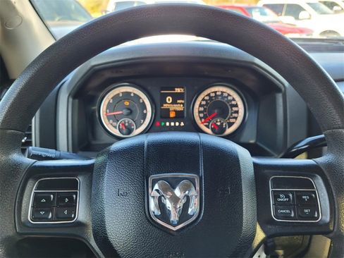 Used 2018 RAM 3500 Tradesman w/ Chrome Appearance Group image 11