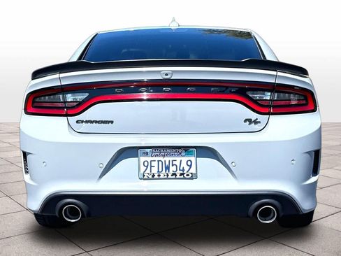 Used 2022 Dodge Charger R/T w/ Plus Group RWD image 7