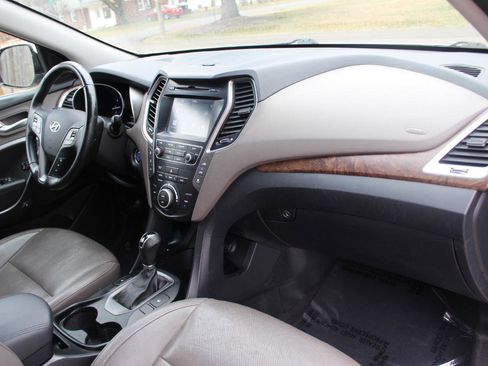 Used 2017 Hyundai Santa Fe SE w/ SE Premium Package 02 image 43