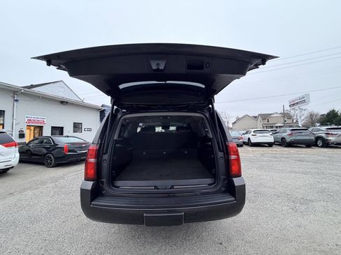 Used 2016 Chevrolet Suburban LT image 49