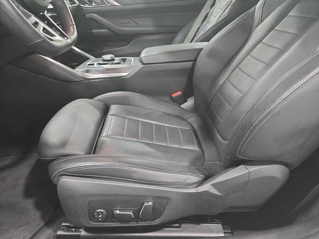 Used 2026 BMW 430i Convertible RWD image 22