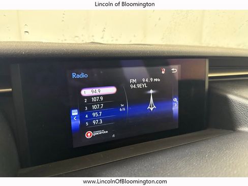 Used 2016 Lexus IS 300 AWD image 36