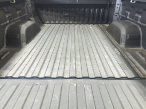 Used 2025 GMC Sierra 1500 AT4 w/ AT4 Premium Package AWD/4WD image 31