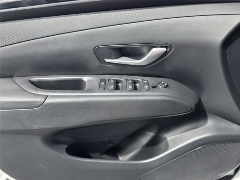 Used 2022 Hyundai Tucson SEL FWD image 28