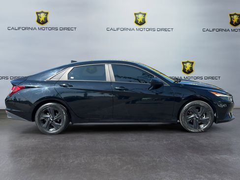 Used 2023 Hyundai Elantra SEL image 6