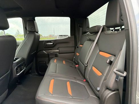 Used 2022 GMC Sierra 1500 AT4 AWD/4WD image 14