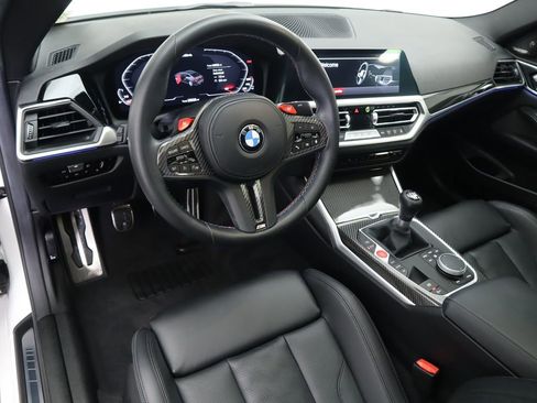 Used 2023 BMW M4 Coupe image 9