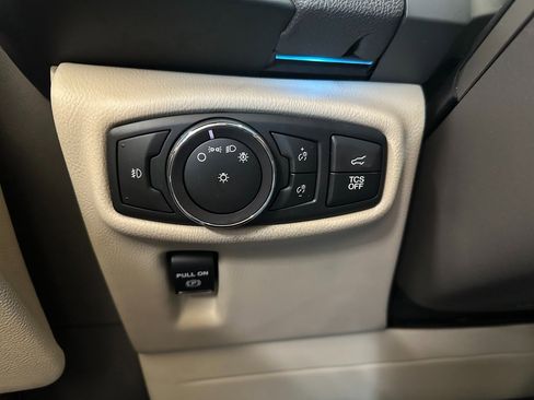 Used 2019 Lincoln Nautilus Reserve image 20