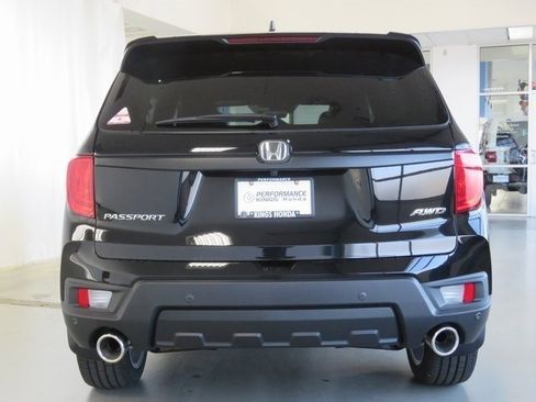 Used 2023 Honda Passport EX-L image 27