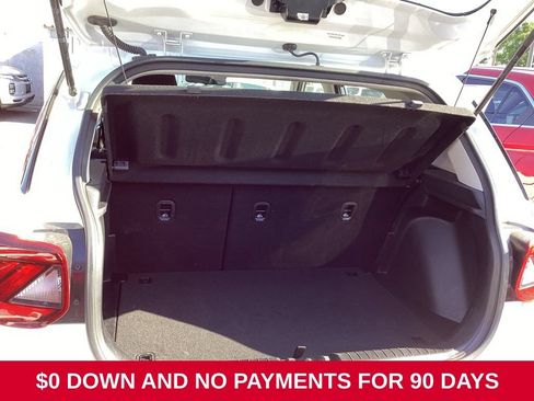 Used 2025 Hyundai Venue SEL FWD image 7