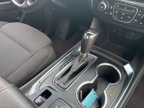 Used 2019 Chevrolet Traverse LT AWD/4WD image 29