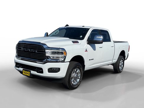 Used 2024 RAM 2500 Laramie w/ Safety Group AWD/4WD image 1