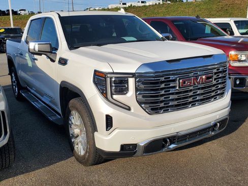 Used 2024 GMC Sierra 1500 Denali w/ Technology Package image 2