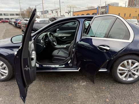 Used 2021 Mercedes-Benz C 300 C 300 image 19